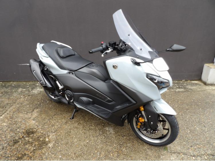 YAMAHA XP T-MAX 560 TECH MAX TMAX 560 TECH MAX