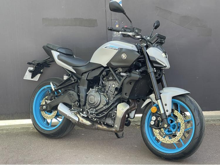 YAMAHA MT-07 A2 - MT 07 - MT07 - PROPRIETAIRE 1 - GARANTIE CONSTRUCTEUR