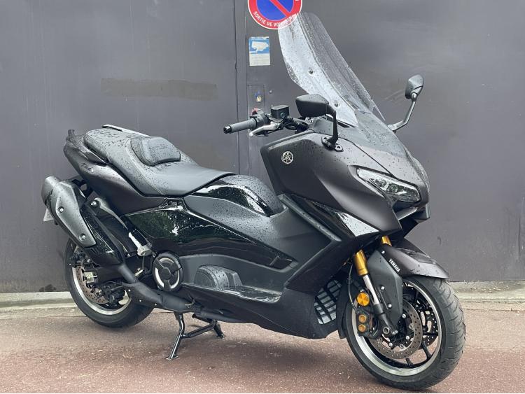 YAMAHA TMAX 560 TECH MAX 2025 - 301,35€/MOIS* - GARANTIE 5ANS