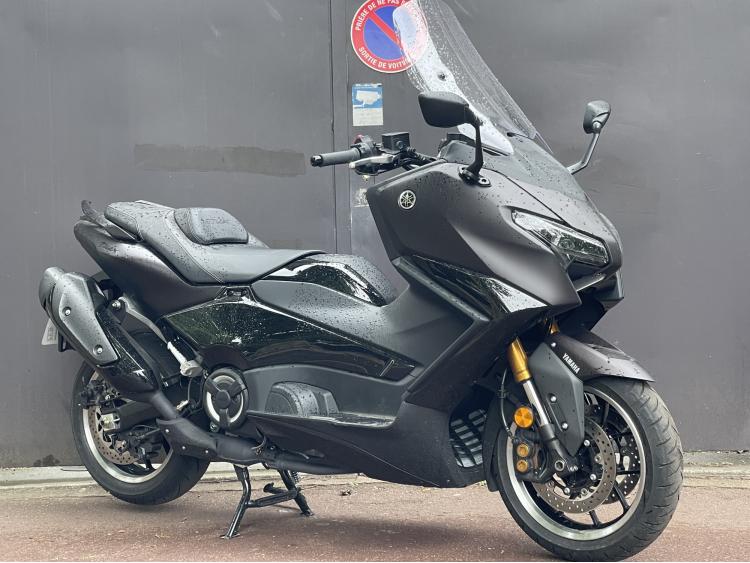 YAMAHA TMAX 560 TECH MAX 2025 - 301,35€/MOIS* - GARANTIE 5ANS