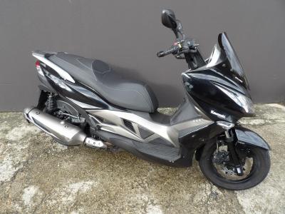 KAWASAKI J300