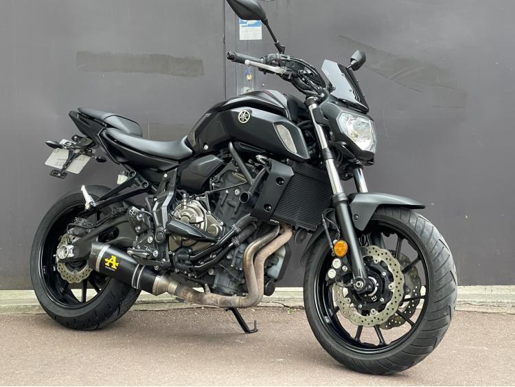 YAMAHA MT-07 A2 - MT 07 - MT07 - FULL OPTIONS - GARANTIE 12 MOIS