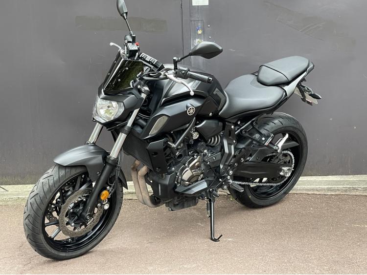 YAMAHA MT-07 A2 - MT 07 - MT07 - FULL OPTIONS - GARANTIE 12 MOIS