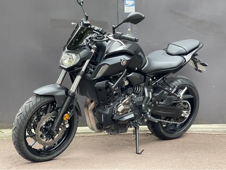 YAMAHA MT-07 A2 - MT 07 - MT07 - FULL OPTIONS - GARANTIE 12 MOIS