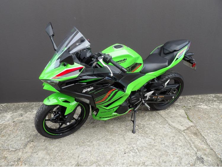 KAWASAKI NINJA 500 SE