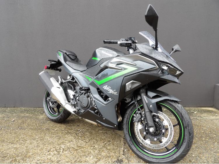 KAWASAKI NINJA 500 SE A2 / 113€*
