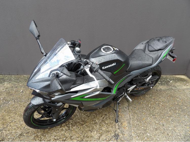 KAWASAKI NINJA 500 SE A2 / 113€*