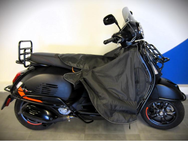 VESPA GTS 300 HPE SUPER SPORT