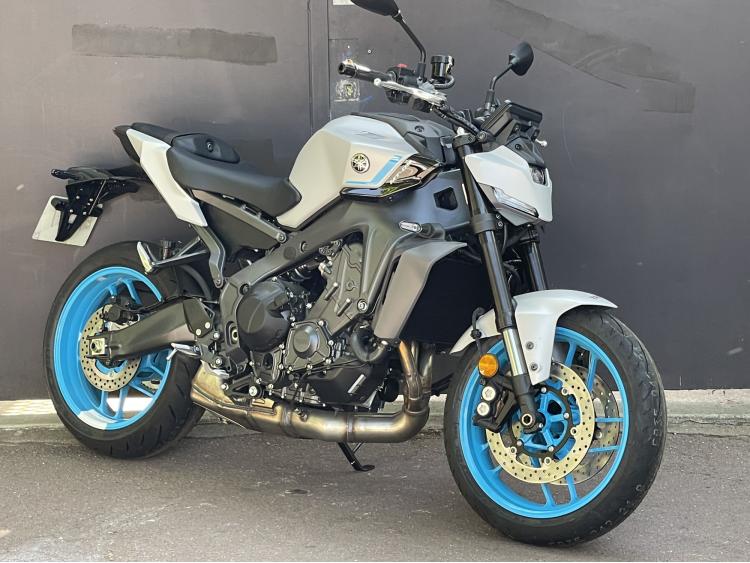 YAMAHA MT-09 - MT09 - MT 09 FULL - 79KM - LOA POSSIBLE - GARANTIE CONSTRUTEUR