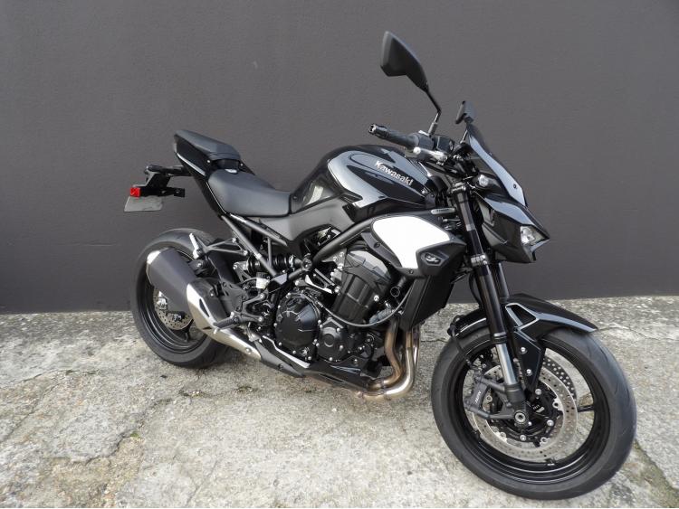 KAWASAKI Z 900 FULL 2025