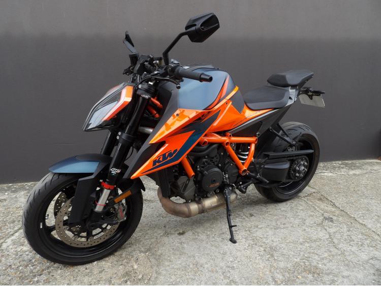 KTM 1290 SUPER DUKE R 1290 SUPERDUKE R 