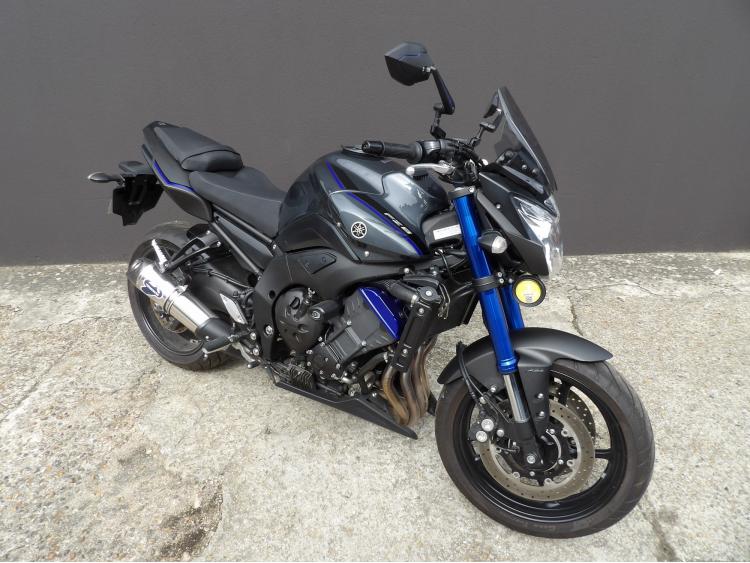 YAMAHA FZ8 N ABS