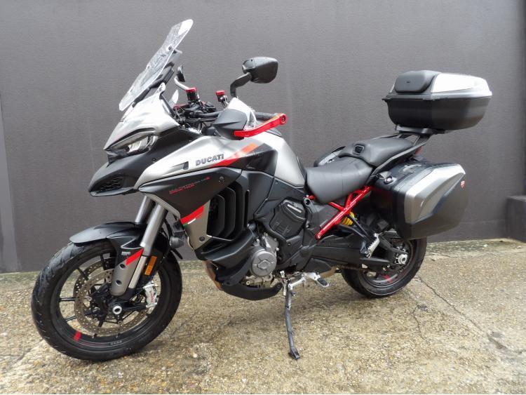 DUCATI MULTISTRADA V4 S V4S