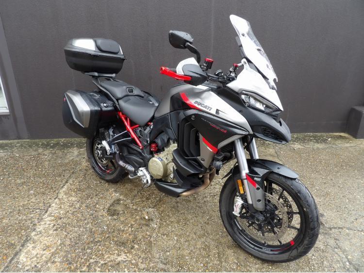 DUCATI MULTISTRADA V4 S V4S