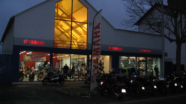 JOUY MOTO CRETEIL
